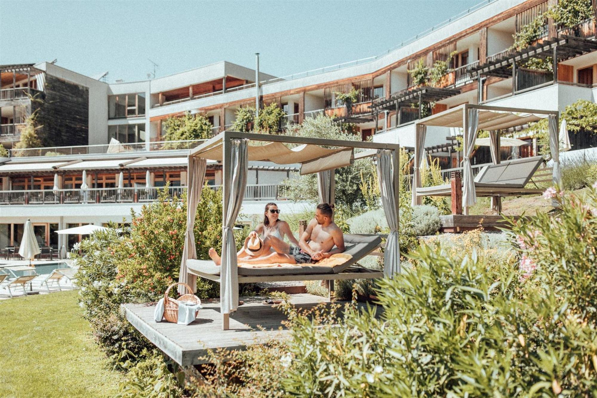 Biohotel Theiner'S Garten Lana Buitenkant foto